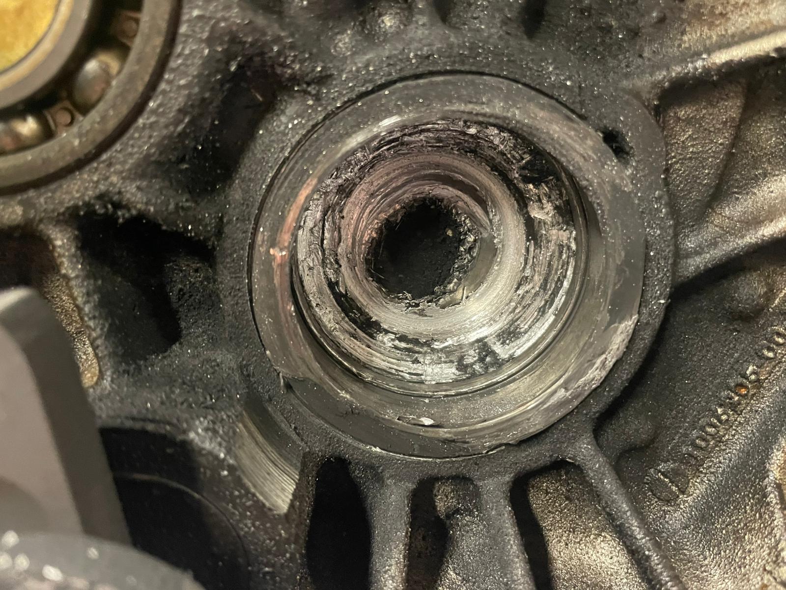 Geöffnetes Getriebe mit Differentialgetriebe und Reduktionsstufe